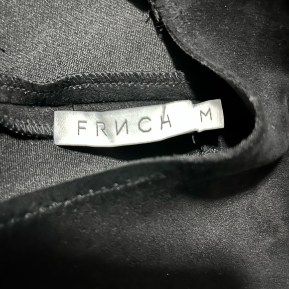 FRNCH || SIZE:M || BLACK || FAUX SUEDE || SHORT SLEEVE MIDI DRESS - Picture 5 of 8